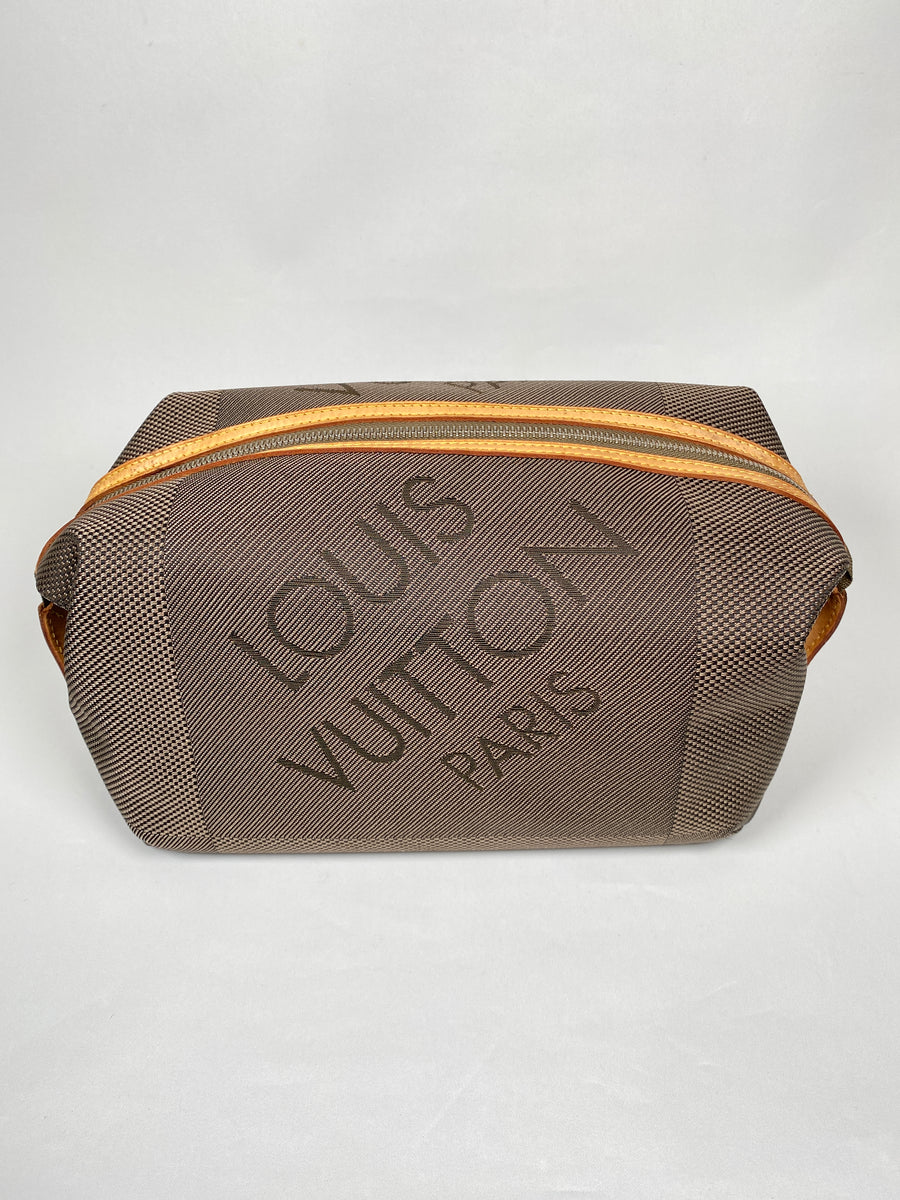Louis Vuitton Black Damier Geant Canvas Albatros Duffel Bag Louis Vuitton |  The Luxury Closet