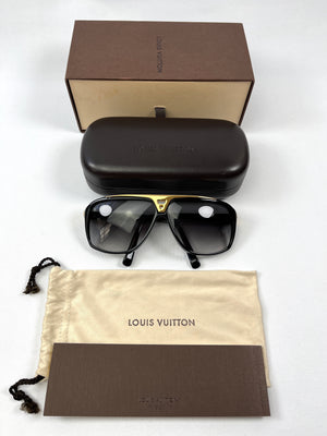 LOUIS VUITTON Evidence Sunglasses Z0350W Black ❤ liked on Polyvore  featuring acc… | Louis vuitton evidence sunglasses, Louis vuitton evidence, Louis  vuitton glasses