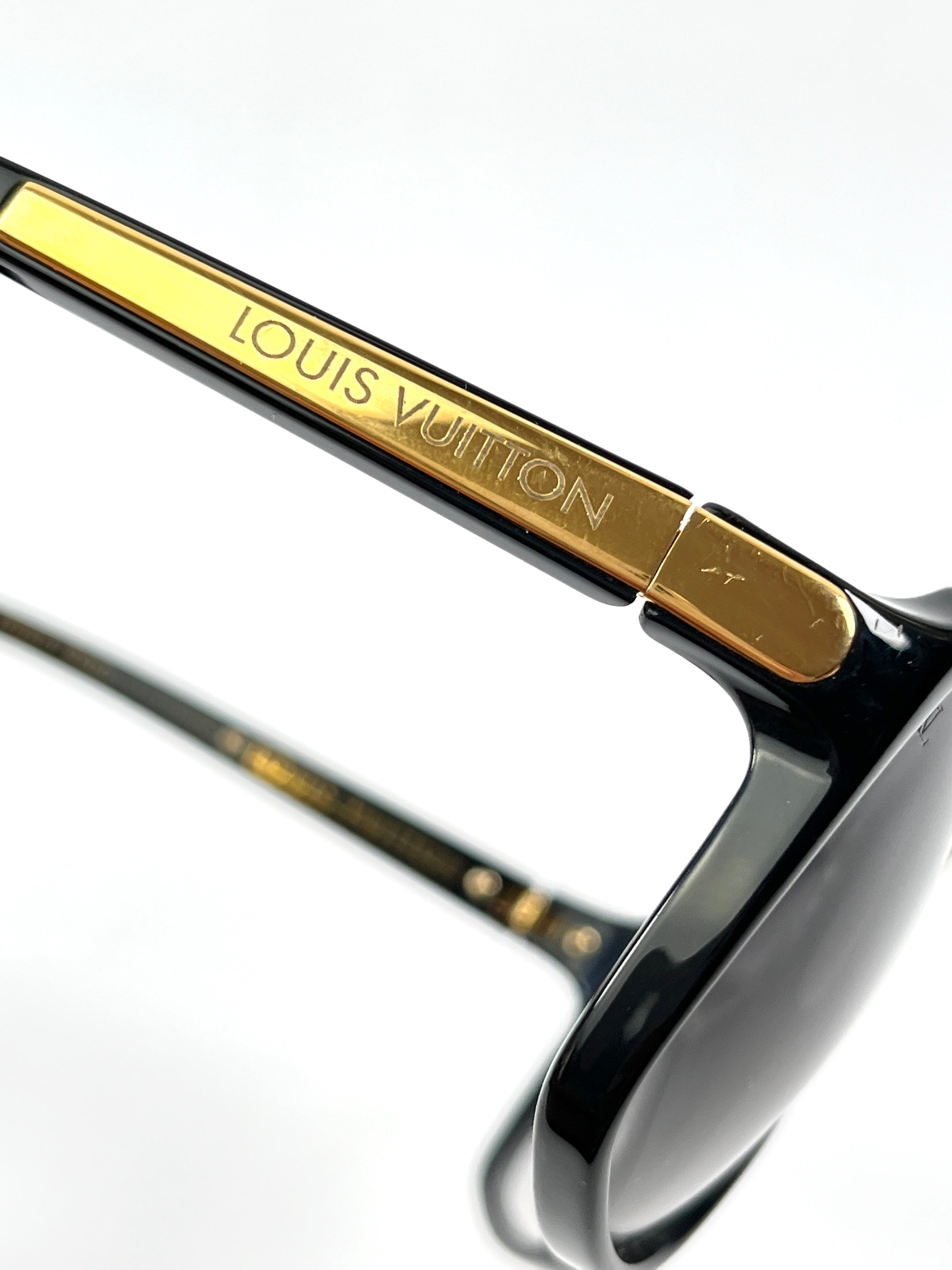 Louis Vuitton, Accessories, Louis Vuitton 1 Evidence Pilot Sunglasses Gold