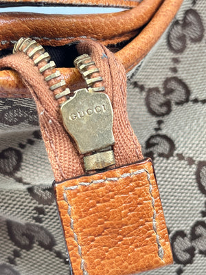 GUCCI - ABBEY GG CANVAS MESSENGER TOTE