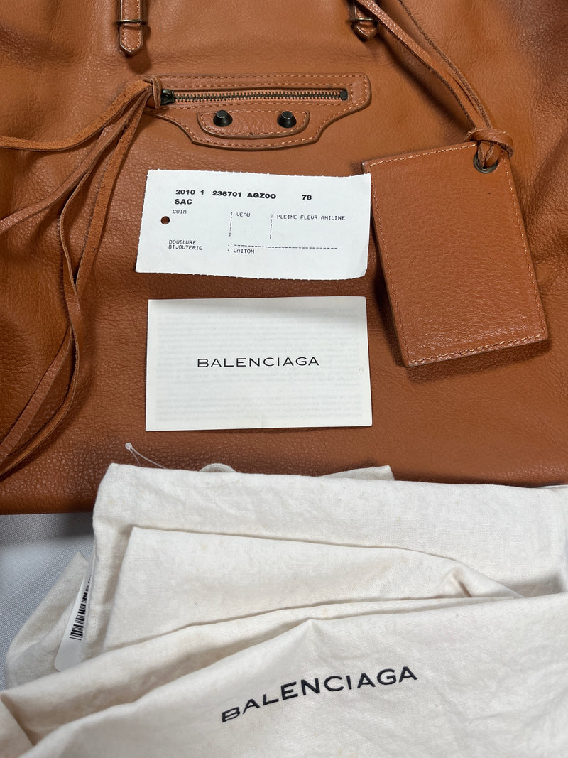 BALENCIAGA - PAPIER TOTE IN TAN LEATHER