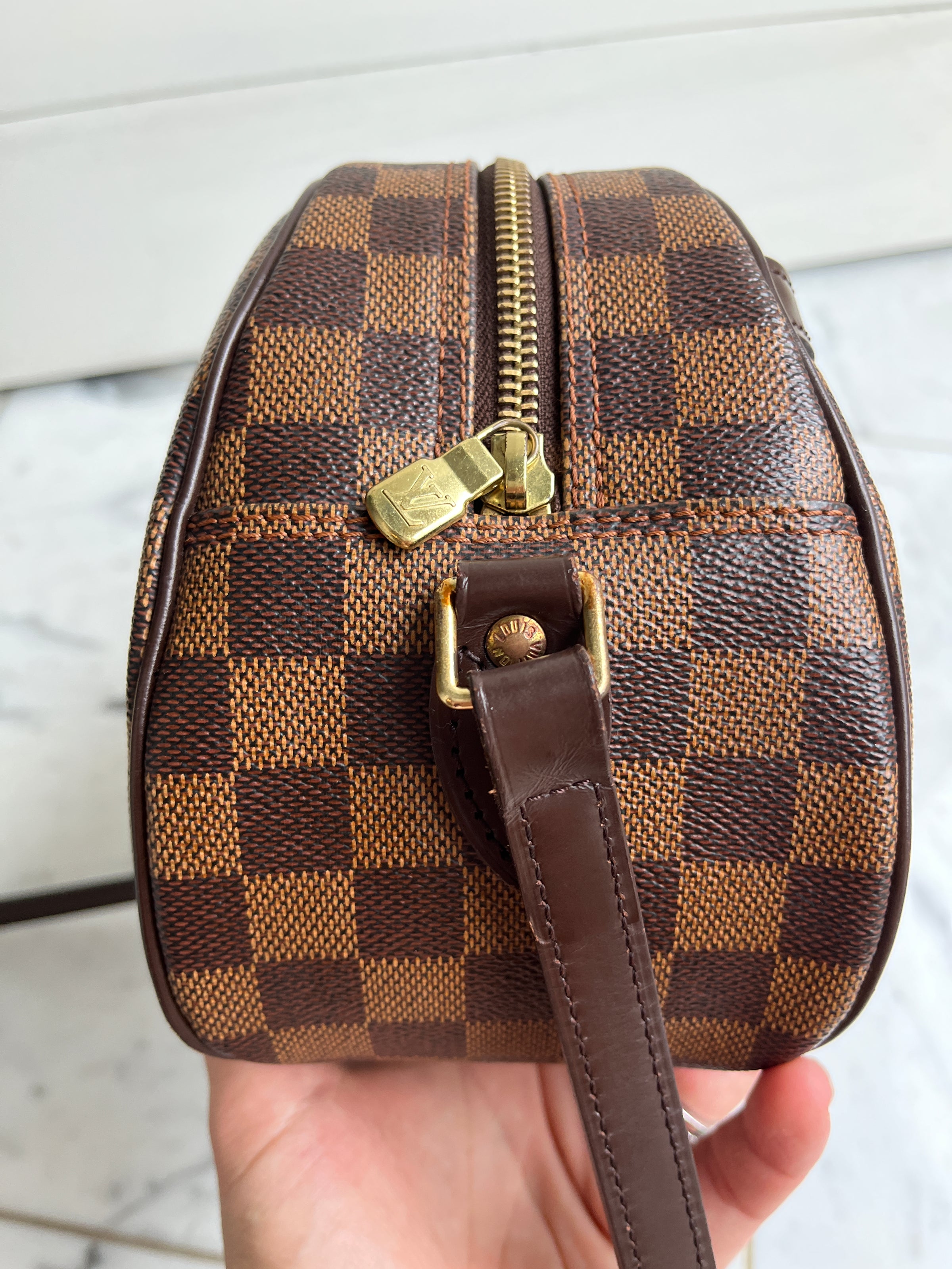 Lv discount blois bag