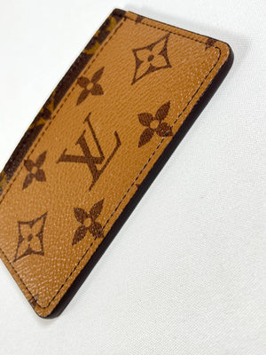 LOUIS VUITTON - CARD HOLDER IN REVERSE MONOGRAM CANVAS