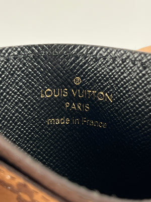 LOUIS VUITTON - CARD HOLDER IN REVERSE MONOGRAM CANVAS