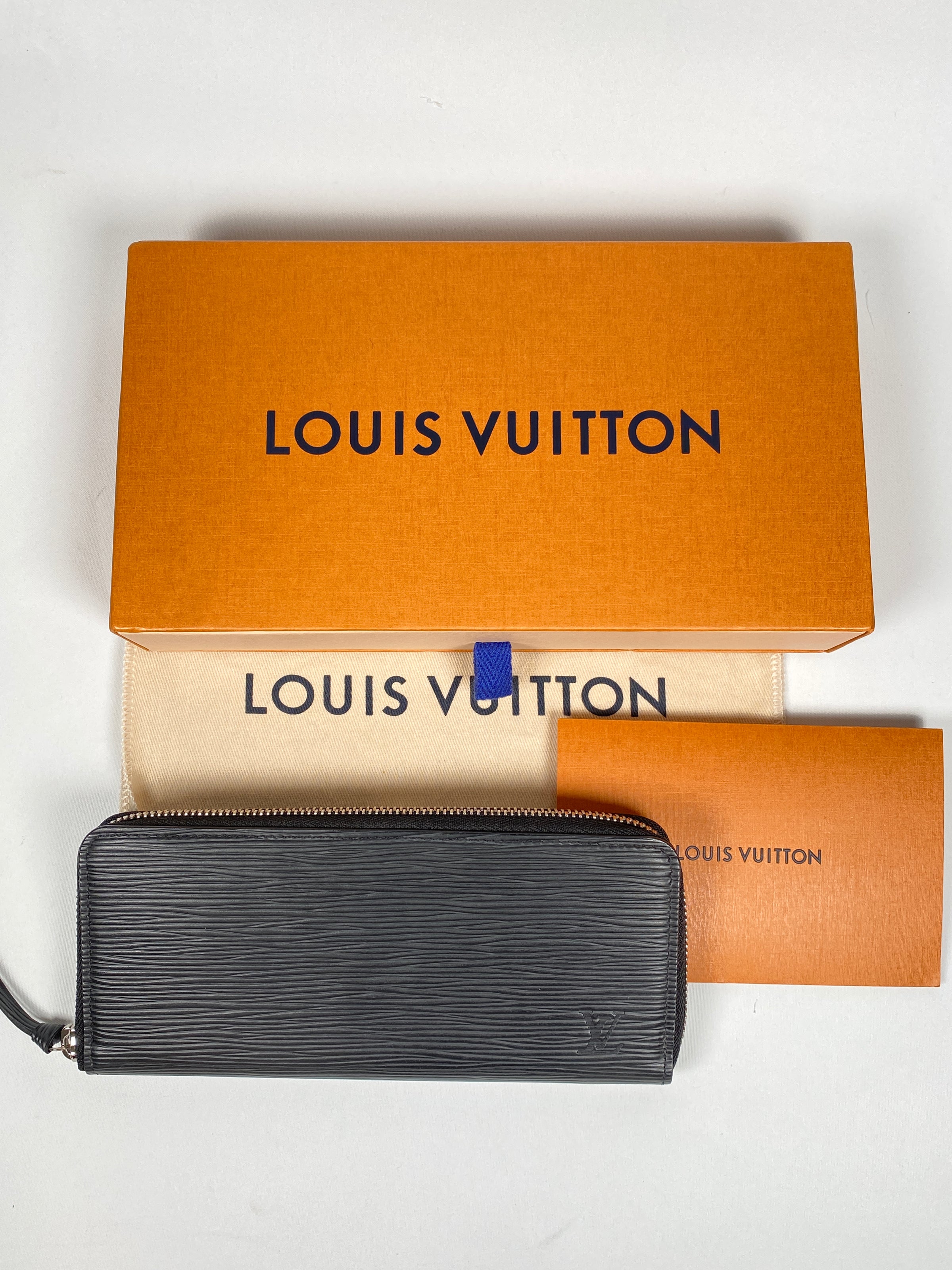 Louis Vuitton Epi Noir Clemence Wallet