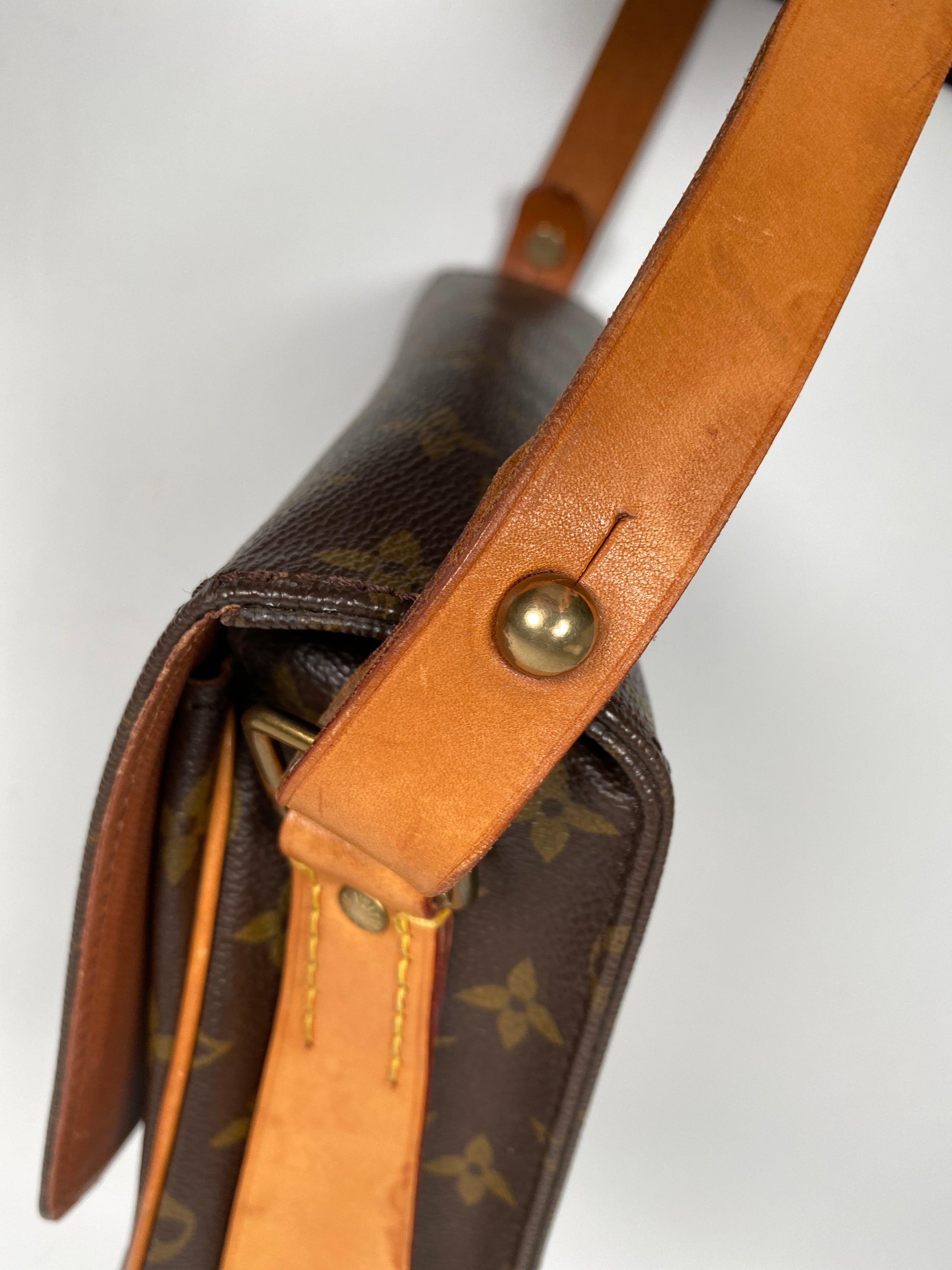 Louis Vuitton Monogram Cartouchiere mm Crossbody Bag 104lv41