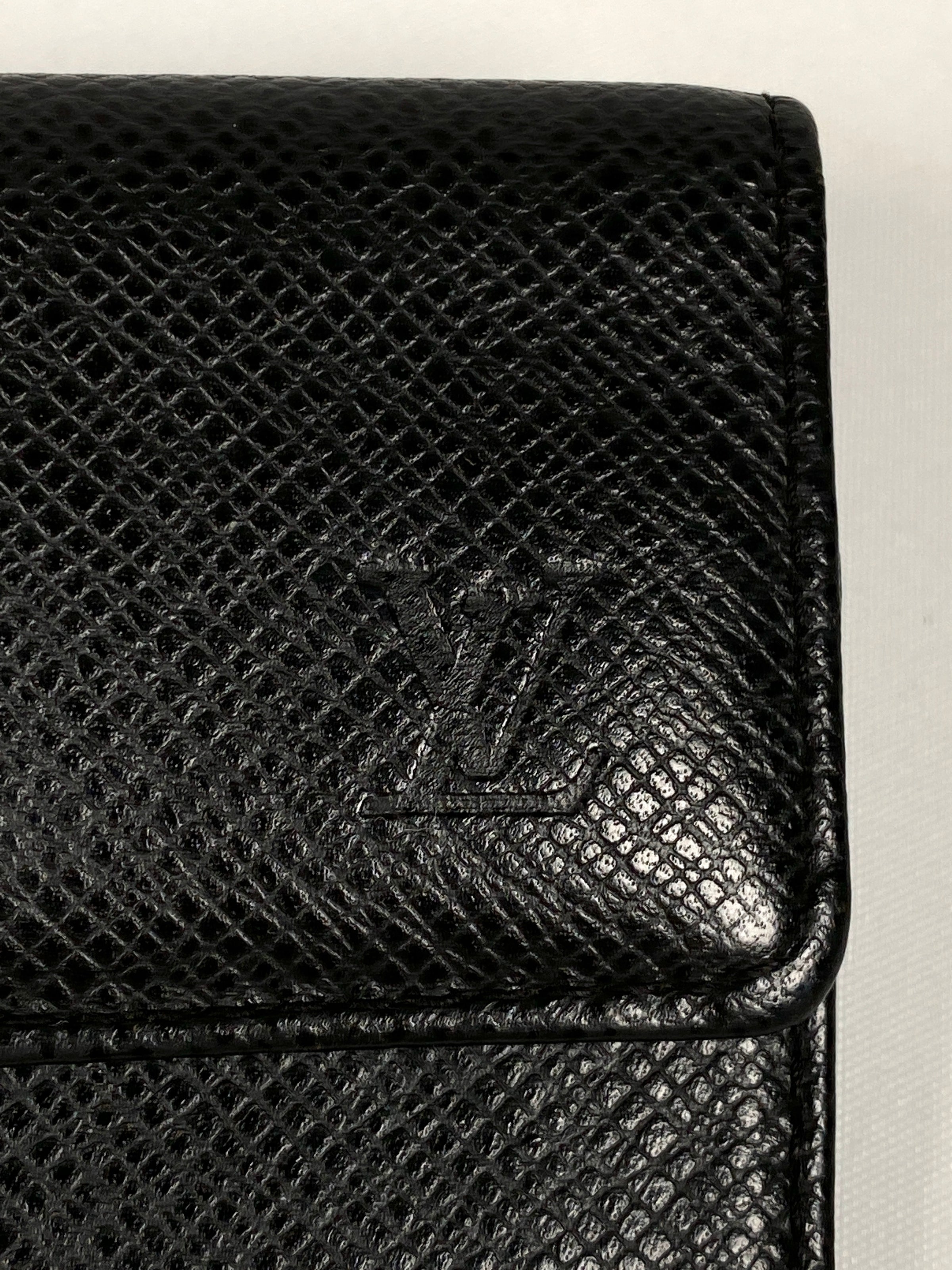 Louis Vuitton Taiga Multicles Key Holder 17LR0621