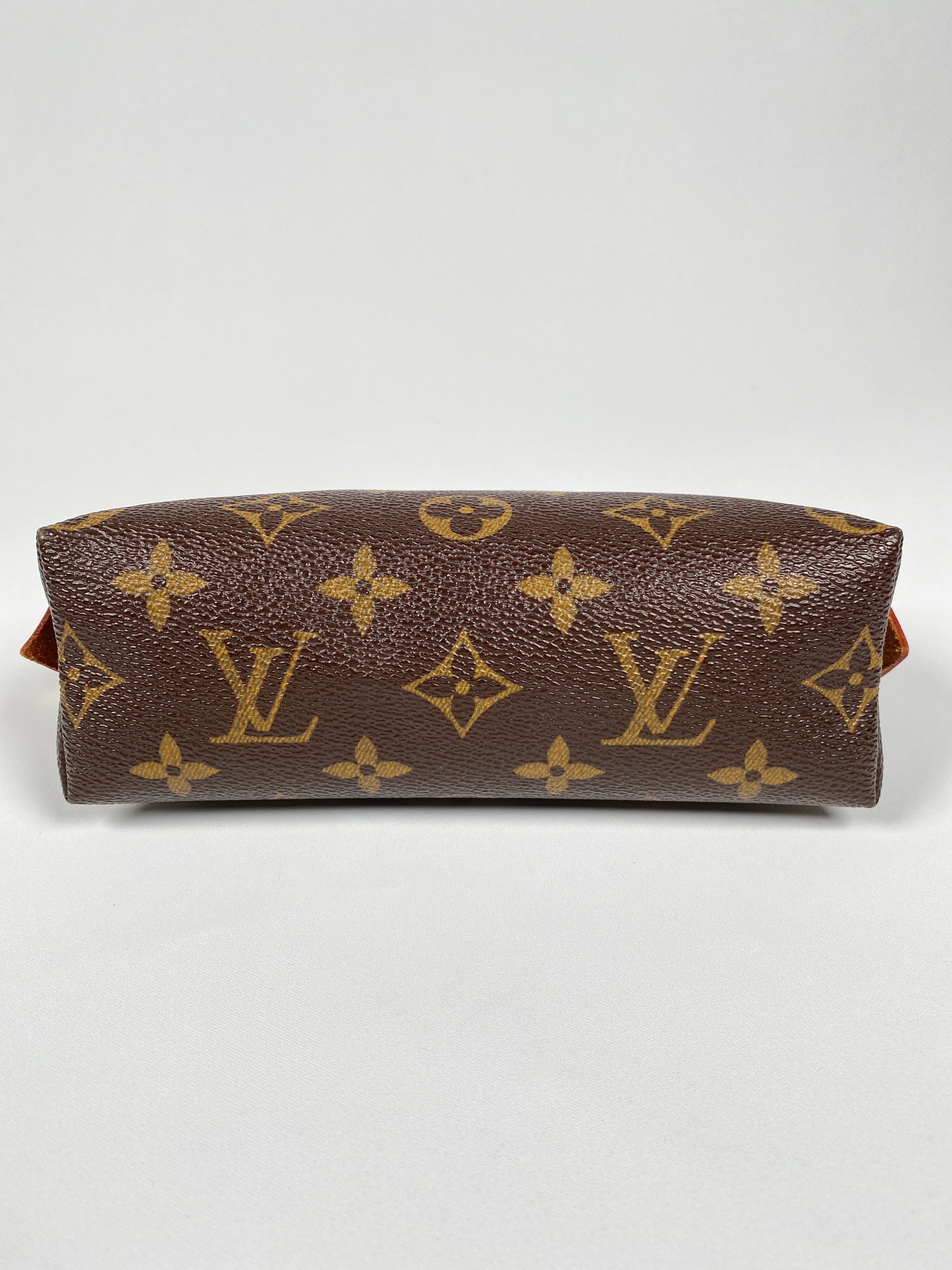 Toiletry Pouch On Chain - Luxury Other Monogram Canvas Beige