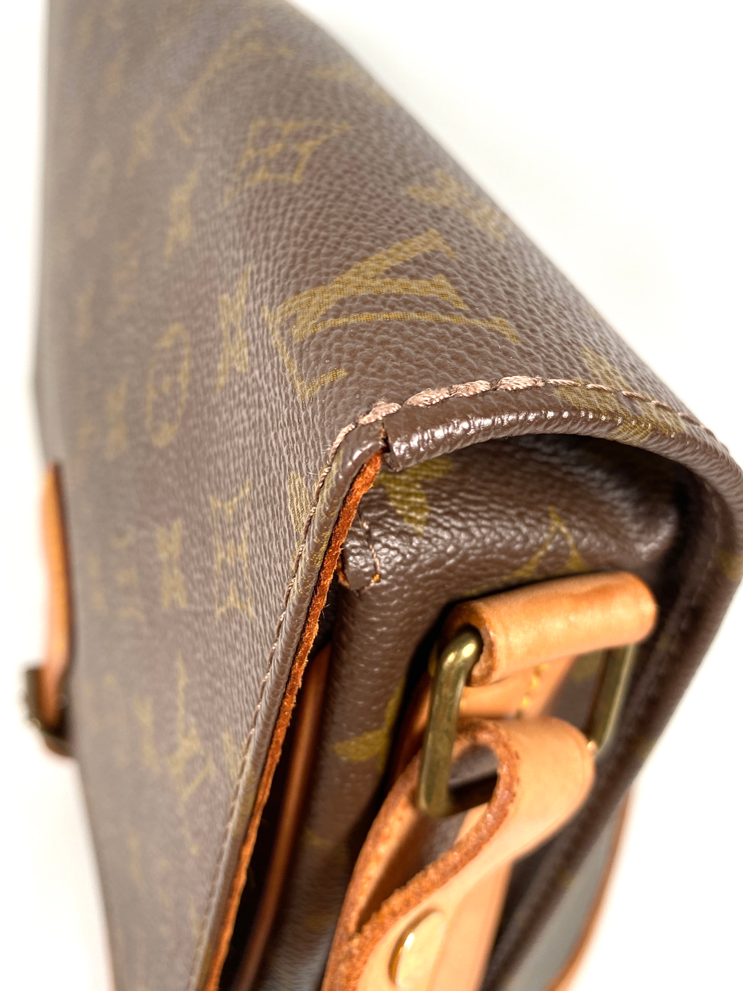 LOUIS VUITTON Monogram Cartouchiere GM Shoulder Bag Vintage M51252 Auth  rd5613 Cloth ref.1024897 - Joli Closet