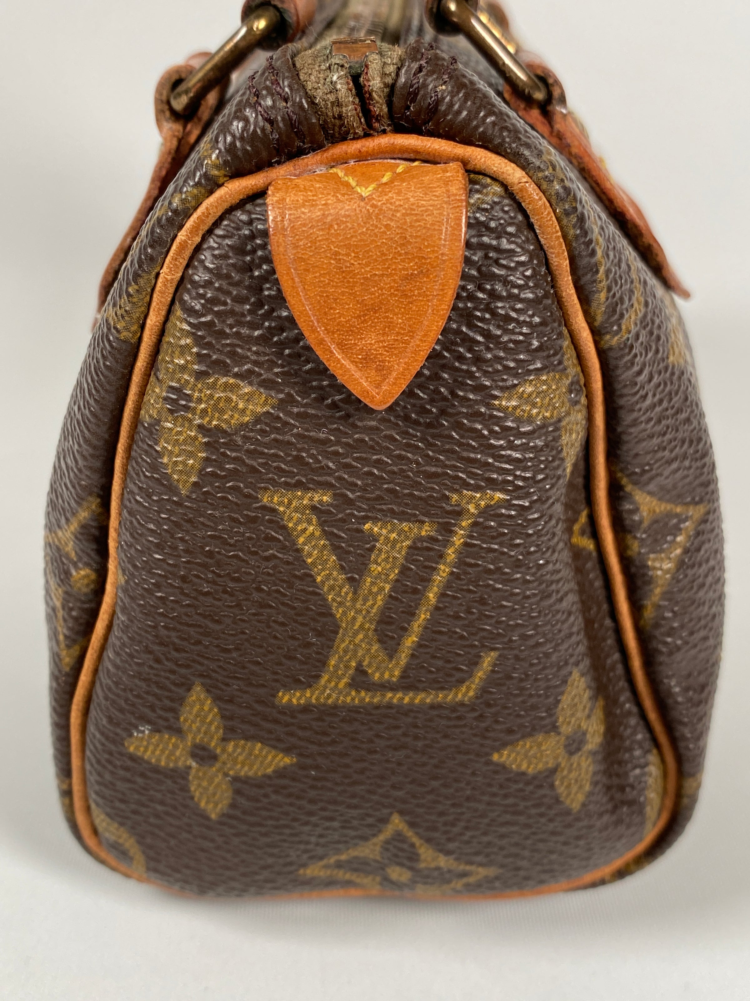 Louis Vuitton Brown Monogram Vintage Mini HL Speedy at 1stDibs  louis  vuitton mini hl speedy bag, vintage louis vuitton speedy, vintage louis  vuitton mini speedy