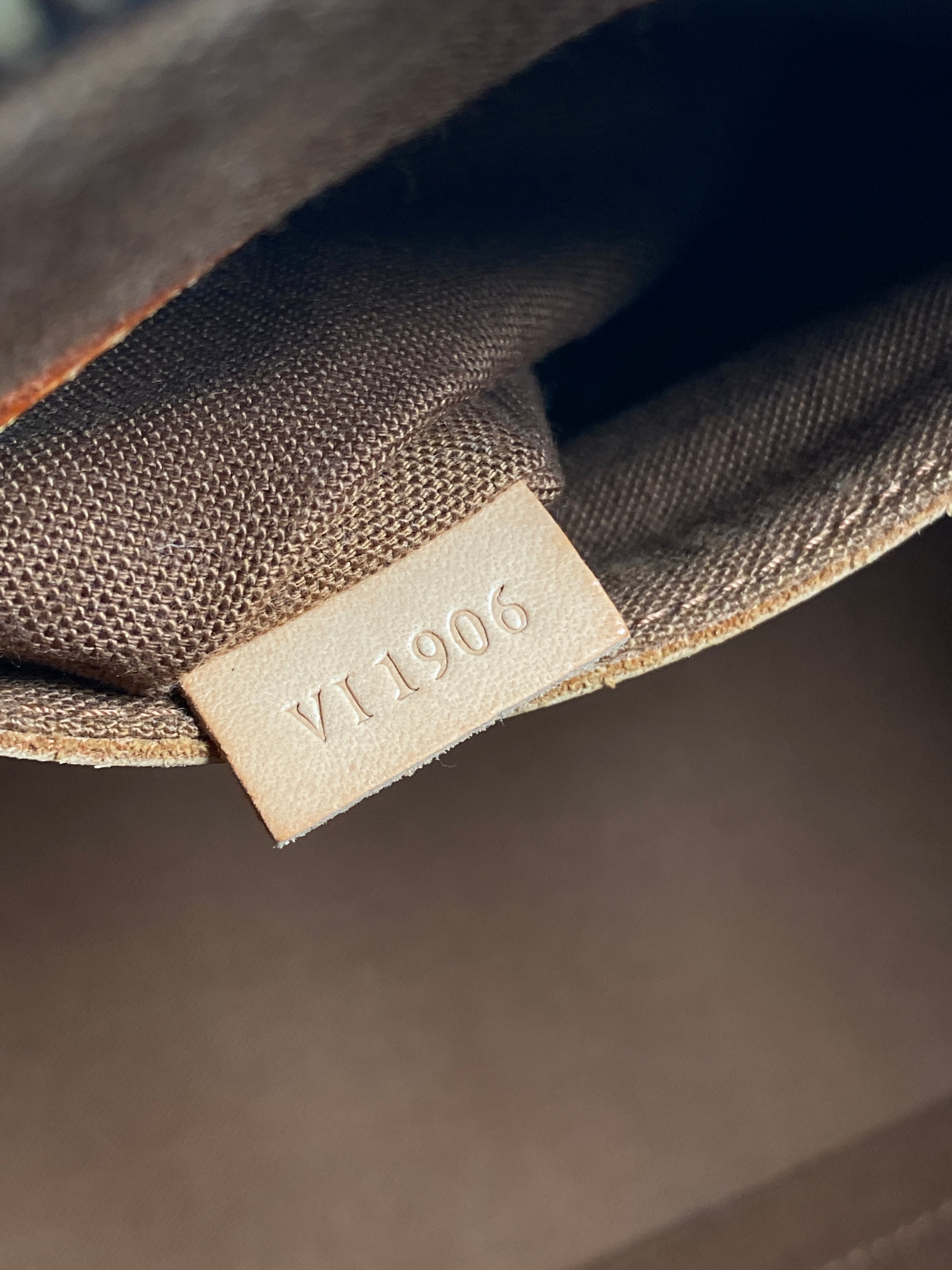 M51855 – dct - Vuitton - Louis Vuitton Borsa a mano Épi Alma PM Pre-owned  Nero - Monogram - Waist - Florentine - Louis - Bag - ep_vintage luxury  Store - Pochette