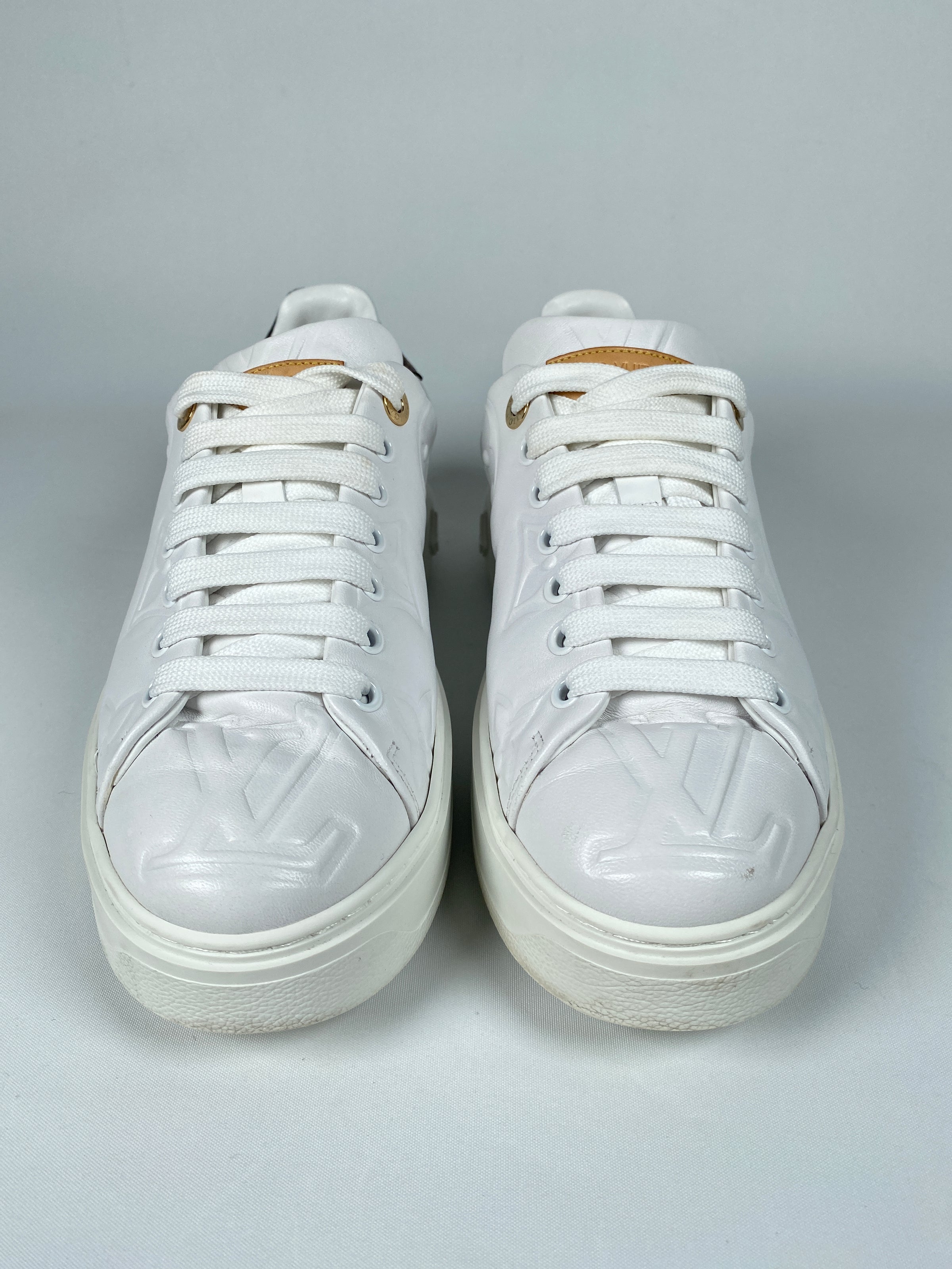 Louis Vuitton 1AAOSK Time Out Sneaker , White, 38.5