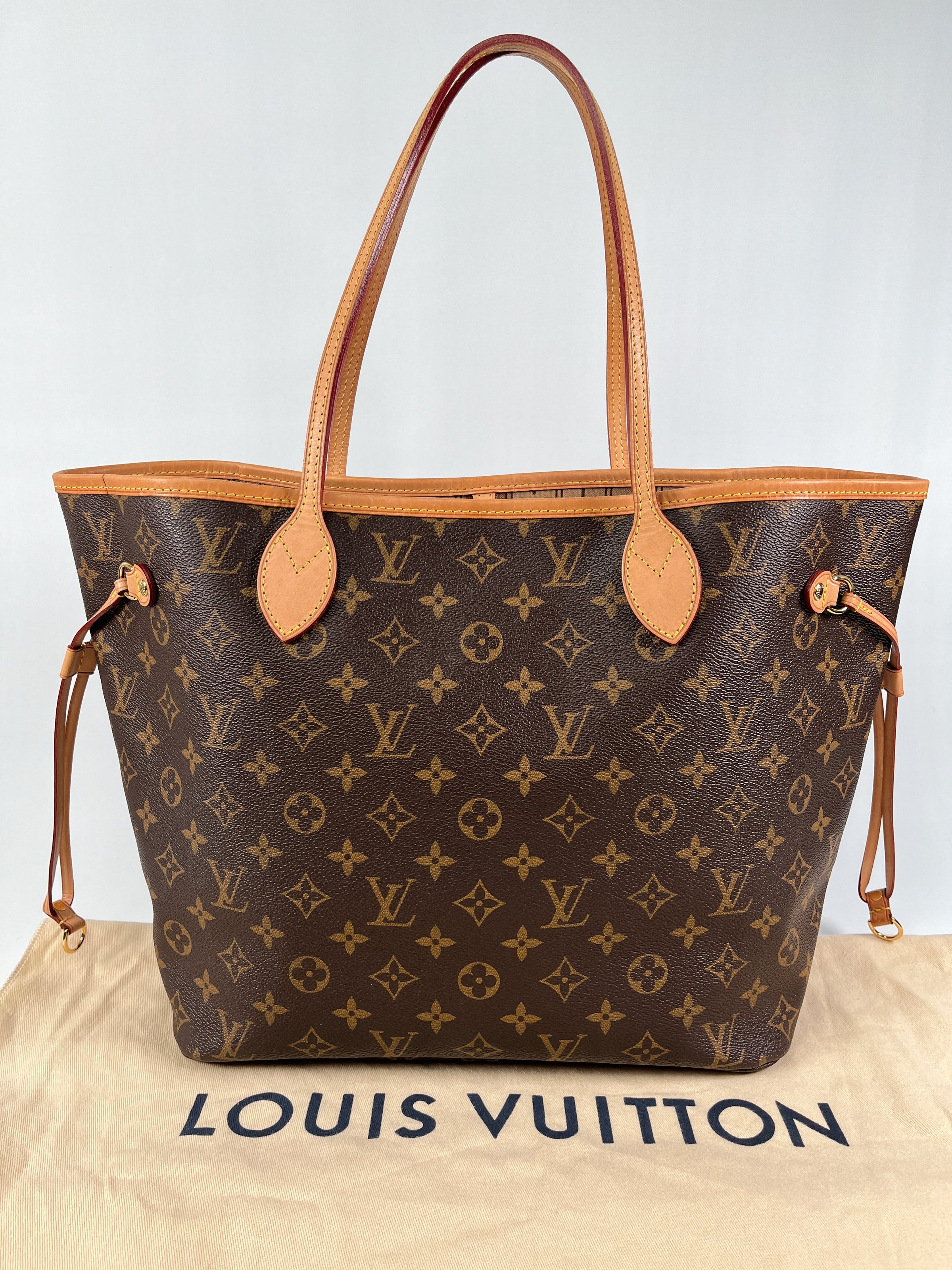 Louis Vuitton Giant Monogram Neverfull MM w/Tags