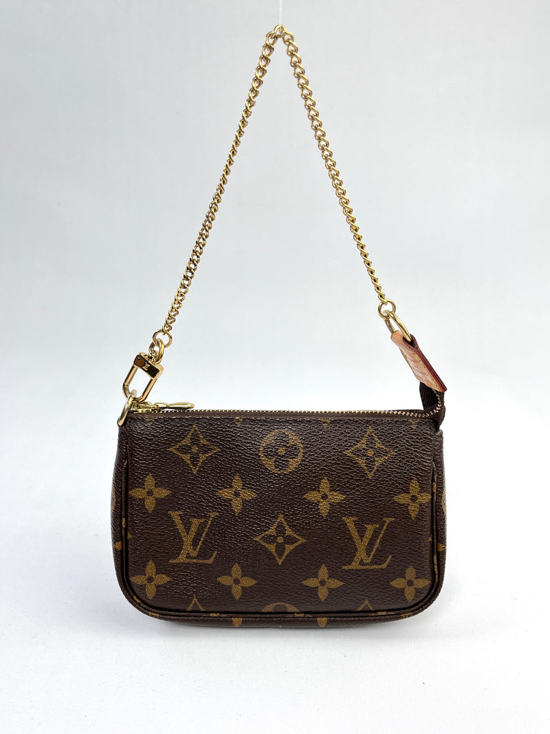 LOUIS VUITTON - MINI POCHETTE ACCESSORIES IN MONOGRAM - YR 2010