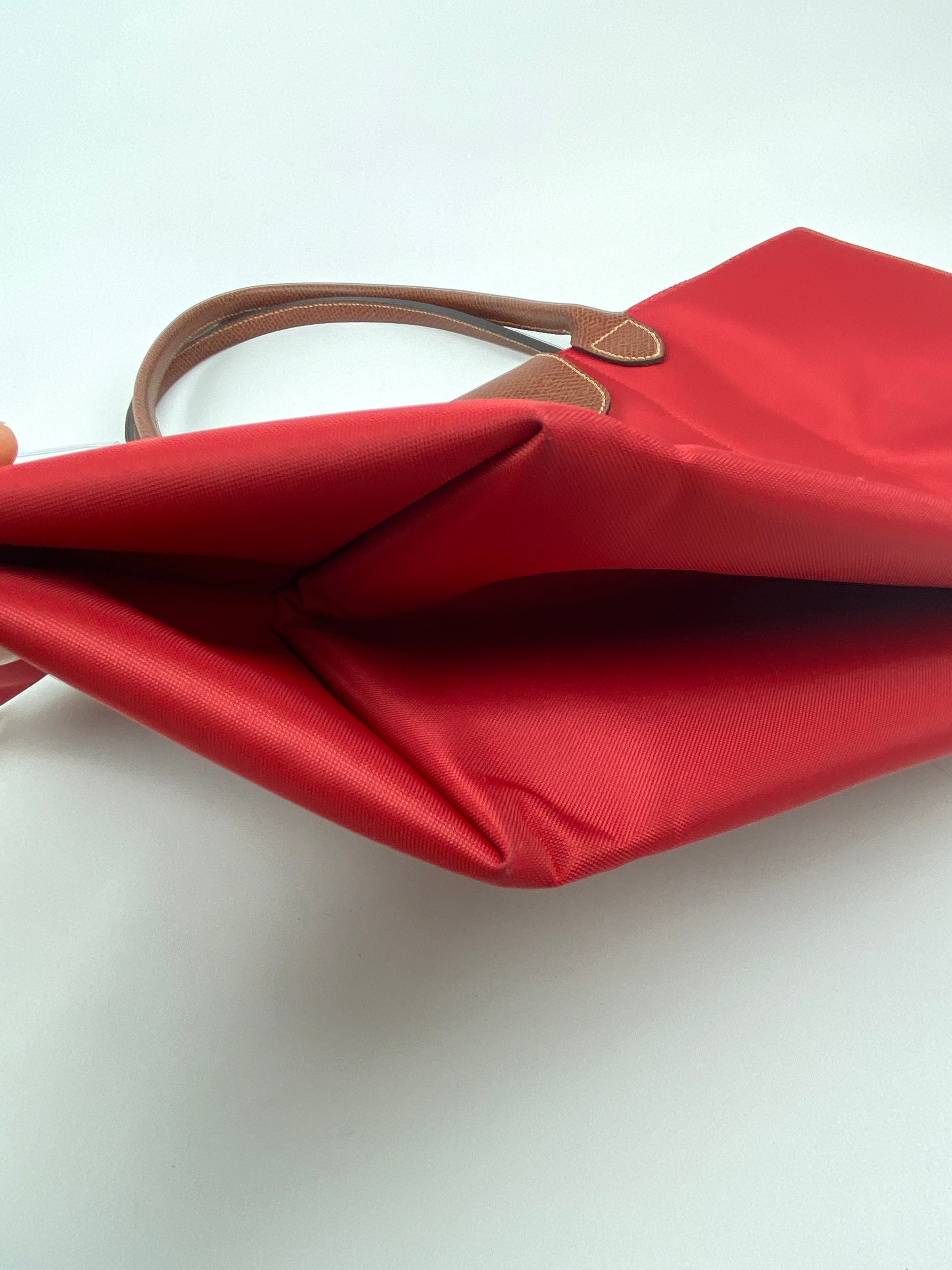 Longchamp le pliage large on sale red