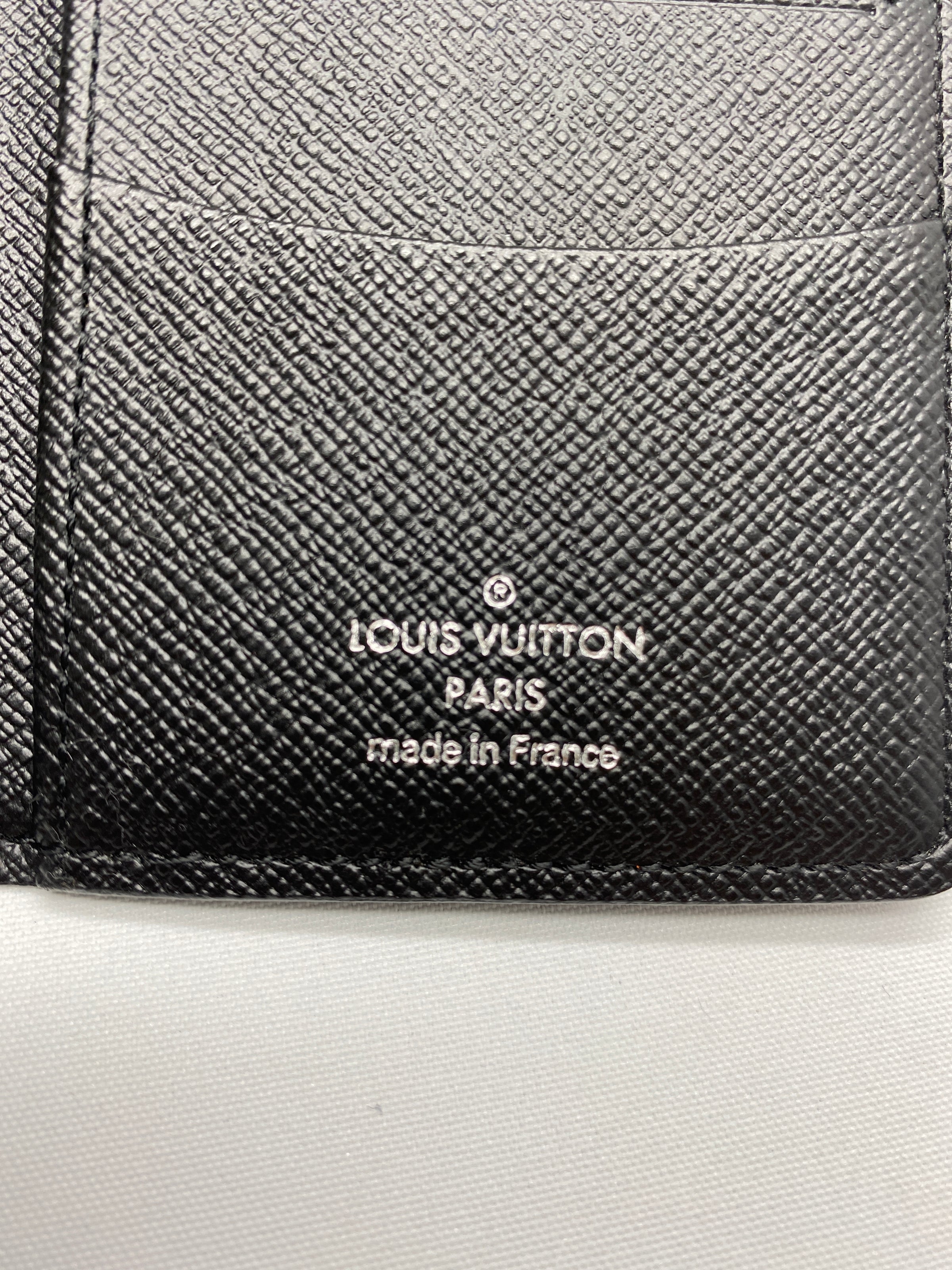 Louis Vuitton Pocket Organizer Damier Graphite Giant (3 Card Slot