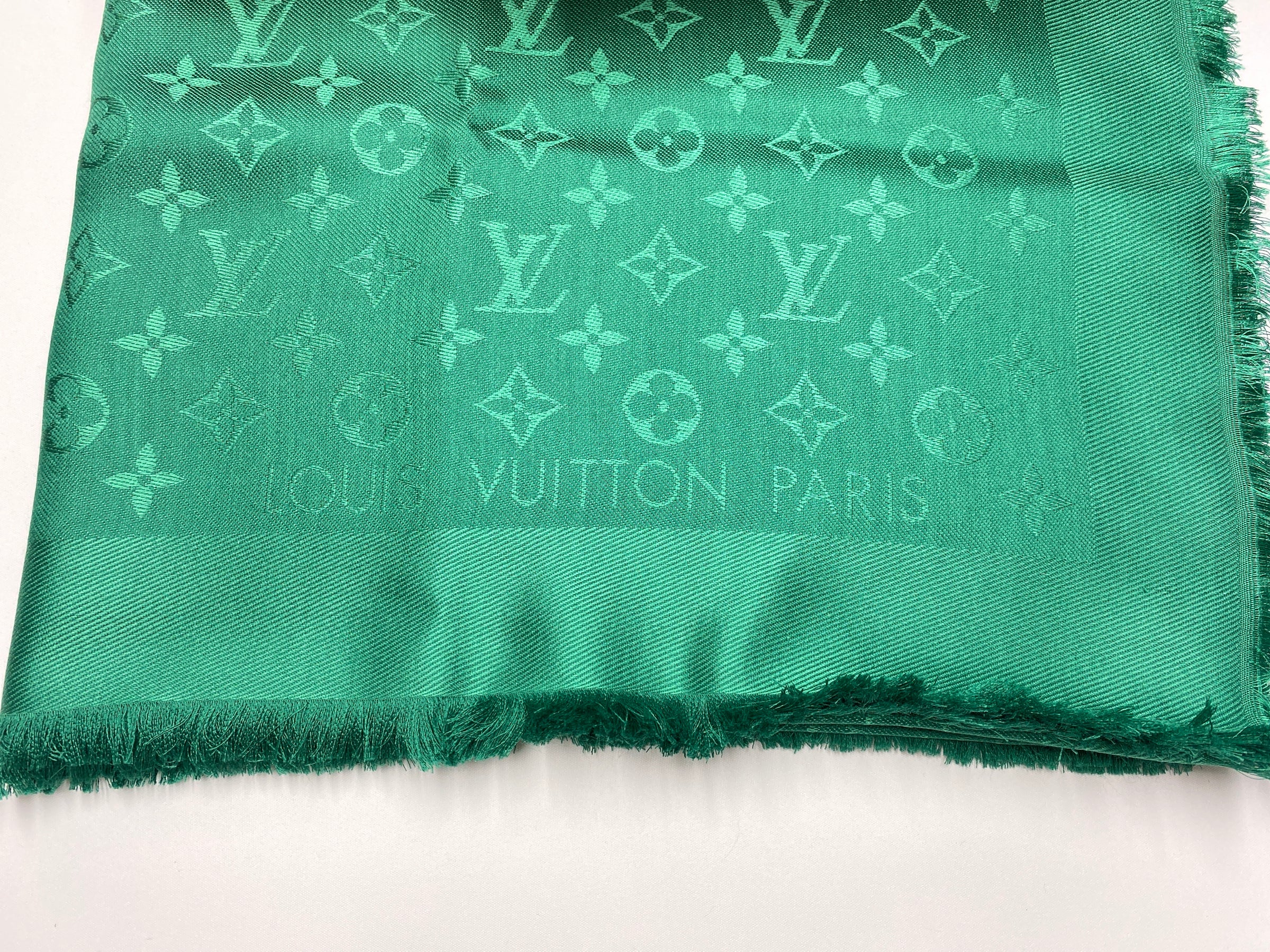 LOUIS VUITTON Silk Wool Monogram Shawl Green 1276705